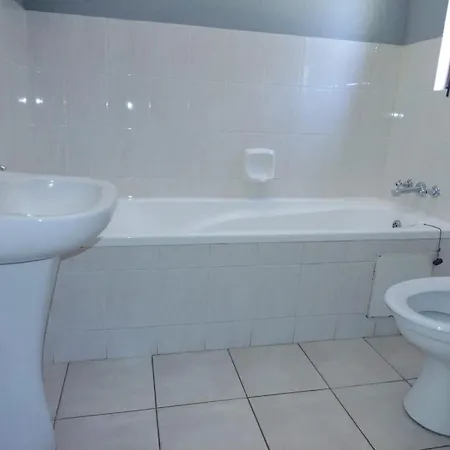 27 Pendleberry Grove, Chris Hani Drive, Bela-Bela Exterior photo